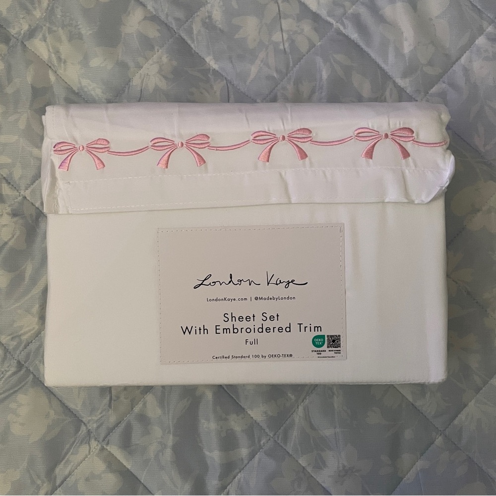 London Kaye Coquette Bow Full Sheet Set